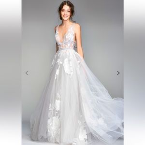 Willowby by Watters Galatea Wedding Gown size 4